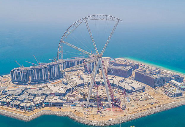 Worlds Largest Ferris Wheel Crosses Halfway Mark In Dubai Middle