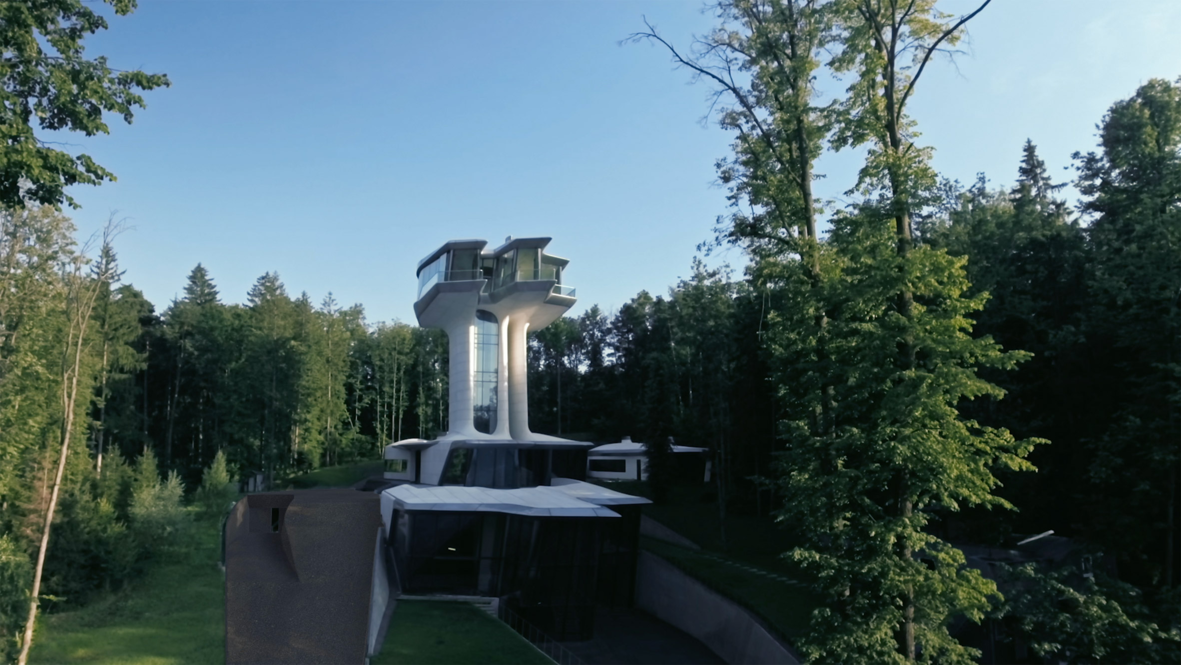 Video Reveals Concept Behind Futurisic Home In Russia By Zaha Hadid