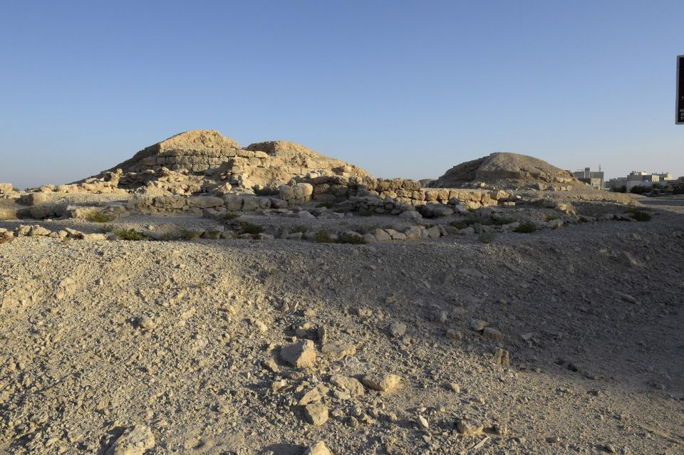 Unesco Adds Bahrain S Dilmun Burial Mounds To World Heritage List